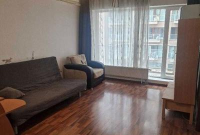 Garsonieră semidecomandată în Titan