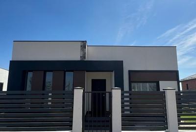 Casa individuala / MEGA PARK / 4 camere / teren generos 375 mp - 1