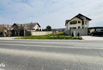 Teren de 1298 mp, în Central - 5