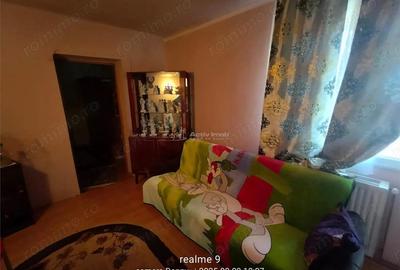 Resita Muncitoresc Casa Zona Lini #537;tit #259; - 6