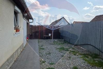 Casă cu 3 camere cu Teren 1750 Mp în Dârlos - 6