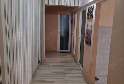 Apartament cu 2 camere decomandat în Central - 1