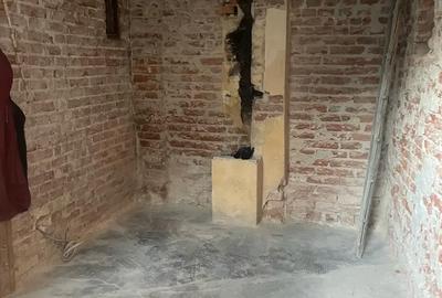 Apartament cu 3 camere semidecomandat în Central - 1