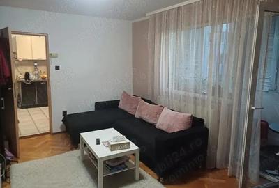 3 camere zona Aeroport etaj 2 - 1
