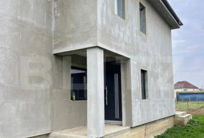 Casă cu 4 camere cu Teren 490 Mp în Titulescu - 2