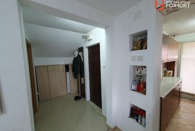 Apartament cu 3 camere, mobilat în Steaua - 19