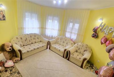 Casă individuală cu 7 camere cu Teren 1384 Mp în Vest - 9