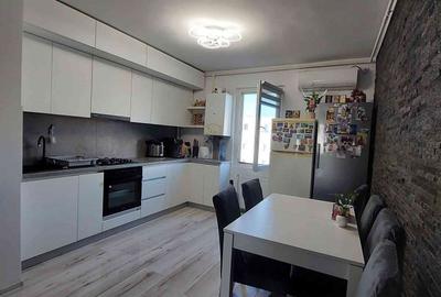 Apartament cu 2 camere decomandat în Budiu Mic - 5