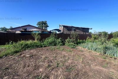 Teren intravilan de 876 mp, în Valea Cânepii - 4