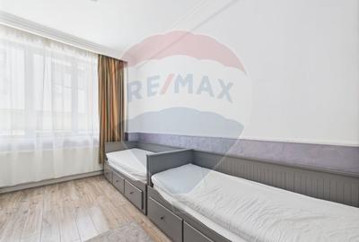 Apartament deosebit cu 3 camere | Curte 63 mp | Damaroaia - 10