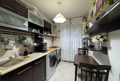 Apartament 3 camere, 72 mp utili, Drumul Taberei - Valea Ialomitei, Vedere spate Apartament 3 camere, 72 mp utili, Drumul Taberei - Valea Ialomitei, Vedere spate - 13