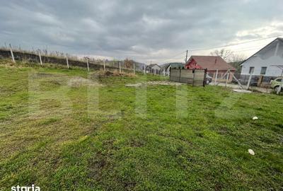 Teren de 1550 mp, în Central