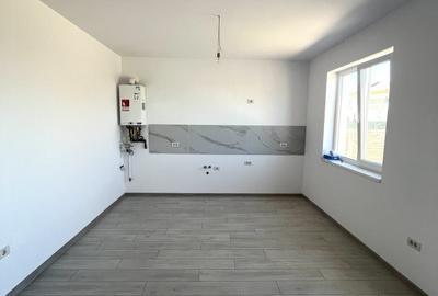 Duplex cu 3 camere cu Teren 300 Mp în Moșnița Nouă - 1