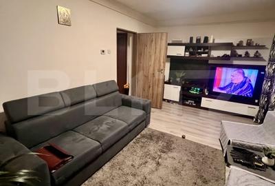 Apartament cu 2 camere semidecomandat, mobilat în Central