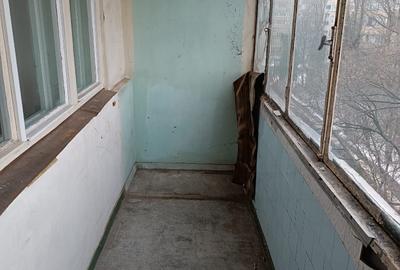 Apartament cu 3 camere semidecomandat în Drumul Taberei - 13