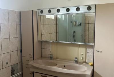 Casă cu 5 camere cu Teren 1480 Mp în Central - 4