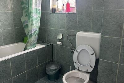 Casă cu 8 camere decomandat cu Teren 1000 Mp în Cornu - 12