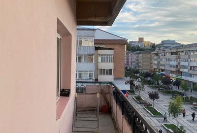 Apartament cu 2 camere decomandat în Central - 5