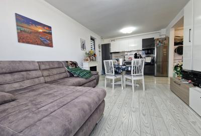Apartament cu 2 camere decomandat, mobilat în Central