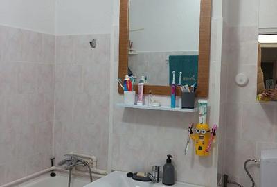 Apartament cu 2 camere nedecomandat în Central