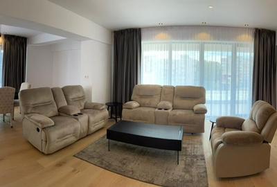 Apartament cu 5 camere semidecomandat în P-ța Victoriei - 2