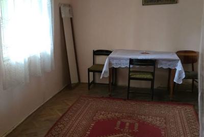 Casă cu 3 camere în Răzvad - 3