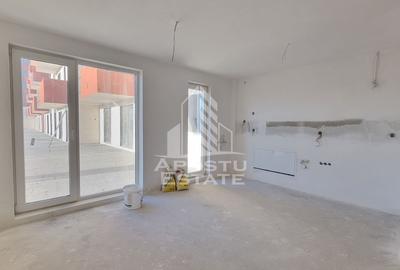 Apartament 3 camere, bloc nou, loc de parcare, zona Torontalului - 1