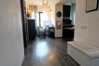 Casă cu 5 camere cu Teren 288 Mp în Central