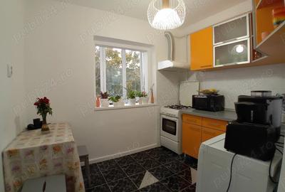 Apartament cu 3 camere decomandat în Aradului - 8