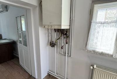 Casă cu 4 camere cu Teren 250 Mp în Pârneava - 1