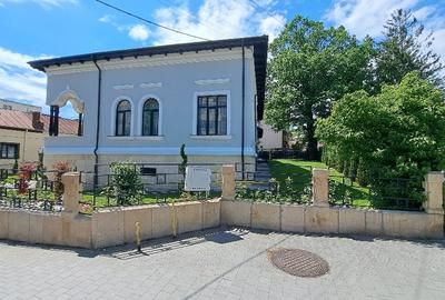 Casă individuală cu 5 camere cu Canalizare în Central - 5