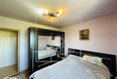 Apartament cu 3 camere decomandat în Ștrand - 9