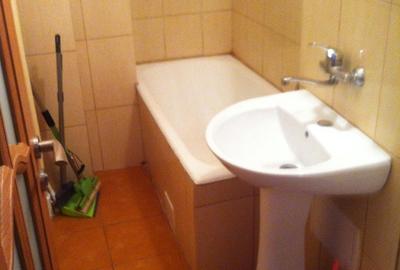 Garsonieră de închiriat  Faleza Nord, Constanța  300€/lună - 5