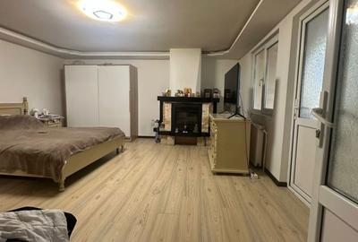 Casă cu 7 camere cu Teren 189 Mp în Plantelor - 8