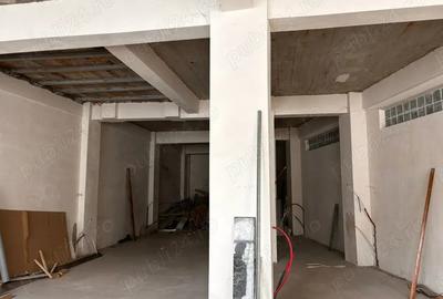 Spatiu comercial de inchiriat Str. Cuza Voda vis a vis de Primaria Buzau COMISION 0 - 12