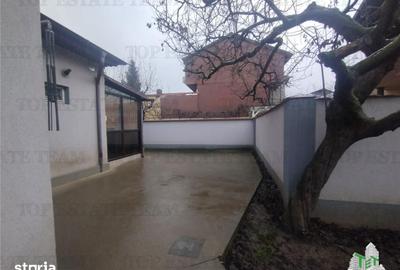 Casă cu 4 camere cu Canalizare în Central - 6