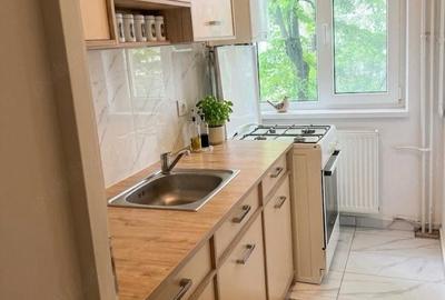Apartament cu 3 camere decomandat în Circumvalațiunii - 2
