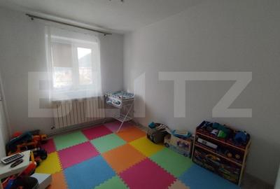 Apartament 3 camere, 60mp, zona Cugir - 2