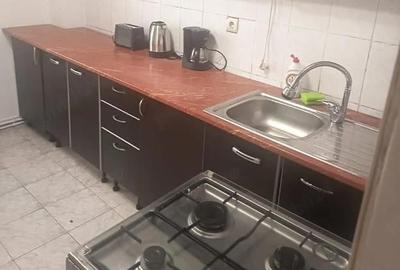 Apartament cu 4 camere decomandat în Buziașului - 4