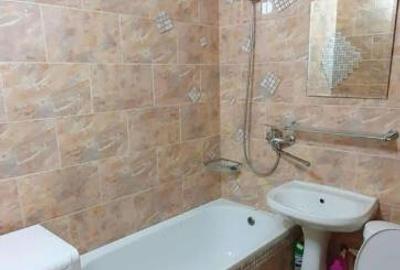 Apartament cu 2 camere decomandat în Torontalului