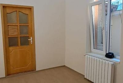 Casă cu 2 camere cu Canalizare în Tineretului - 4