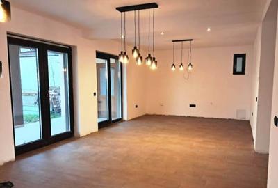 Casa 5 camere 160mputili,spre vanzare in Sura Mica - 1