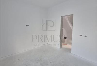 Duplex cu 5 camere cu Canalizare în Moșnița Nouă - 2