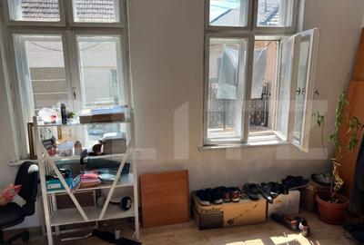 Casa de vanzare, cu 4 camere, 103 mp, zona semicentrala - 3