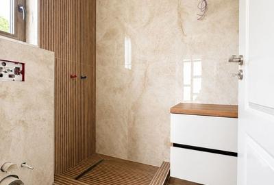 Duplex cu 4 camere cu Canalizare în Giroc - 9