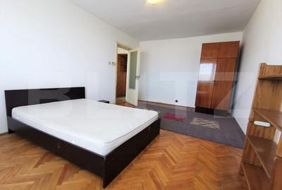 Apartament cu 3 camere decomandat, mobilat în Gheorgheni