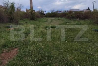 Teren de 8280 mp, în Central - 3