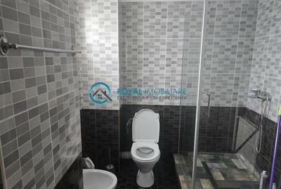 Royal Imobiliare - Vanzare apartament 3 camere, zona 9 Mai - 13