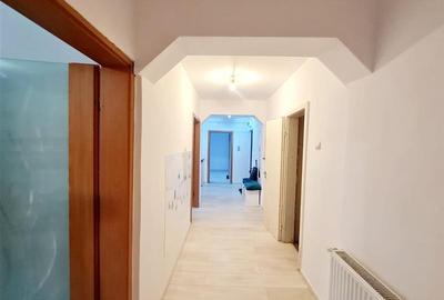 In cartierul verde Racadau, apartament decomandat, boxa, loc parcare - 9