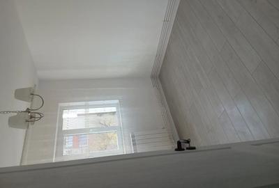 Vand apartament 2 camere etaj 2 - 2